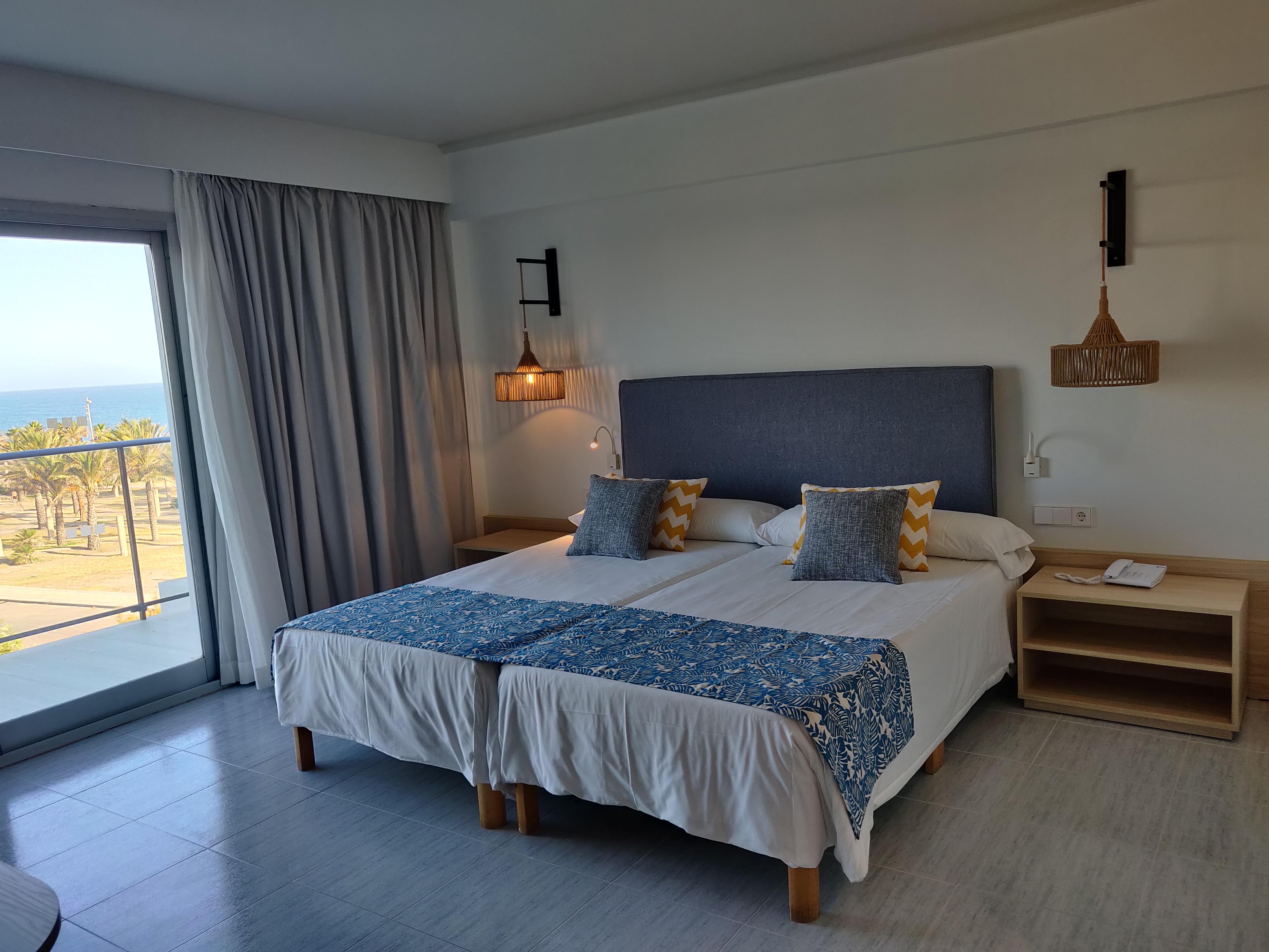 Cabogata Beach Hotel 雷塔马尔 外观 照片 A room at the hotel