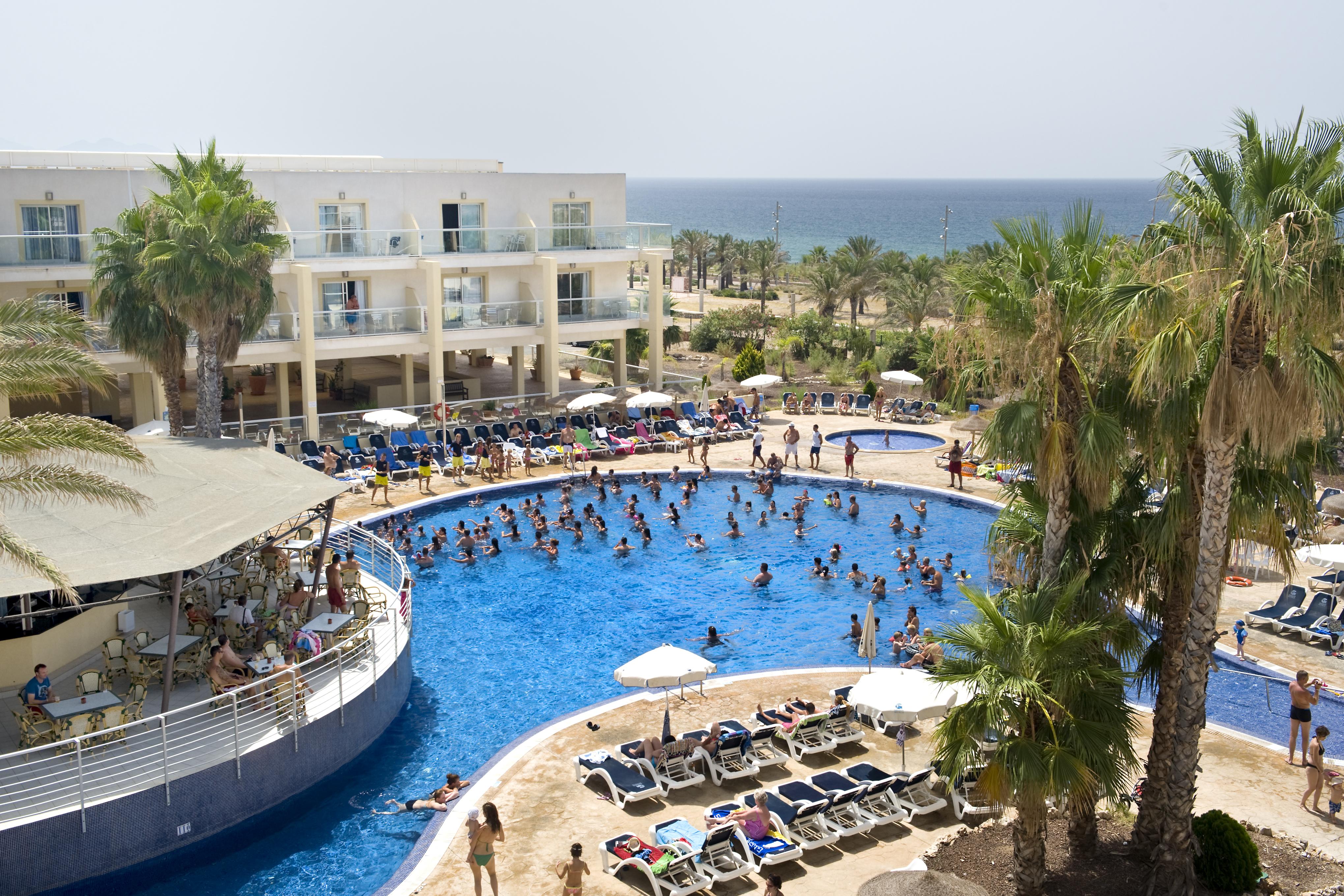 Cabogata Beach Hotel 雷塔马尔 外观 照片 The pool at the Narenje Hotel