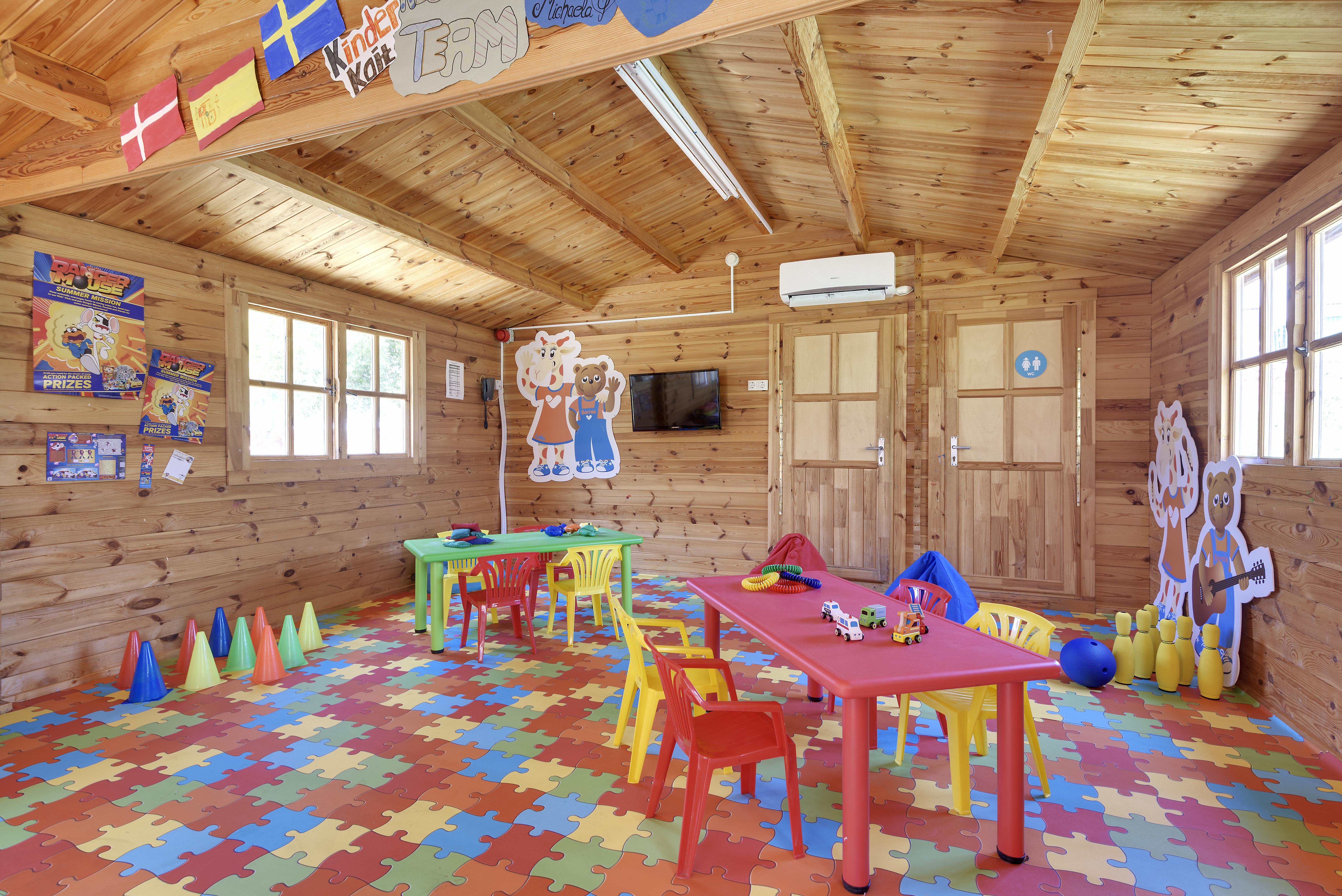 Cabogata Beach Hotel 雷塔马尔 外观 照片 The children's club at the hotel